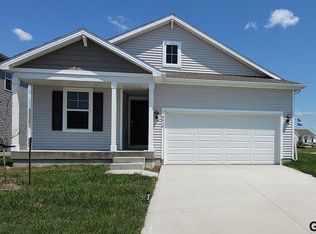 11909 S 114th Ave, Papillion, NE 68046