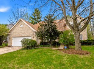 275 Farmhill Dr, Algonquin, IL 60102