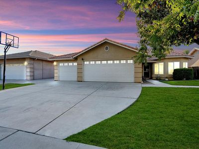 525 Mallard Avenue, Lemoore, CA, 93245