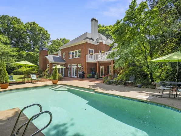 9100 Huntcliff Trce, Atlanta, GA 30350