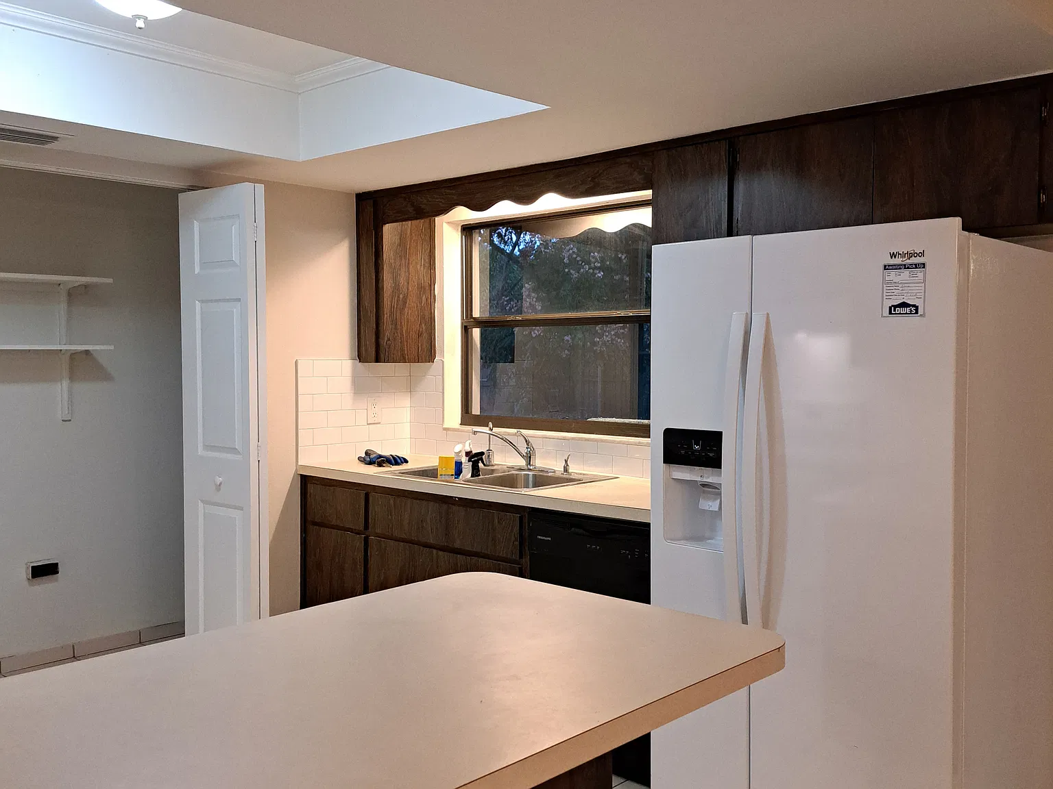 3 bed, 1326 sqft, $2,400 — Photo 4