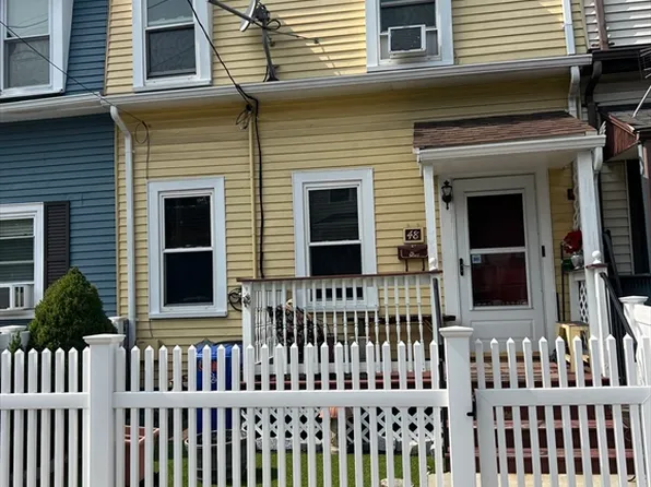 48 Leonard St, Dorchester, MA 02122