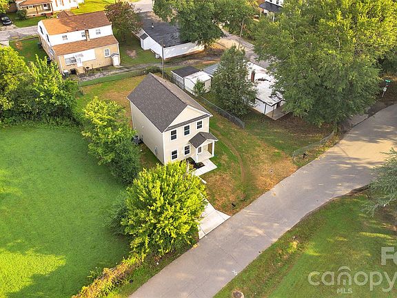 4th image of 1510 Beechwood Dr
