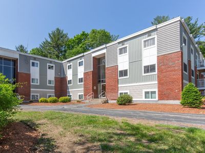 160 L Capitol Hill Drive, Londonderry, NH, 03053