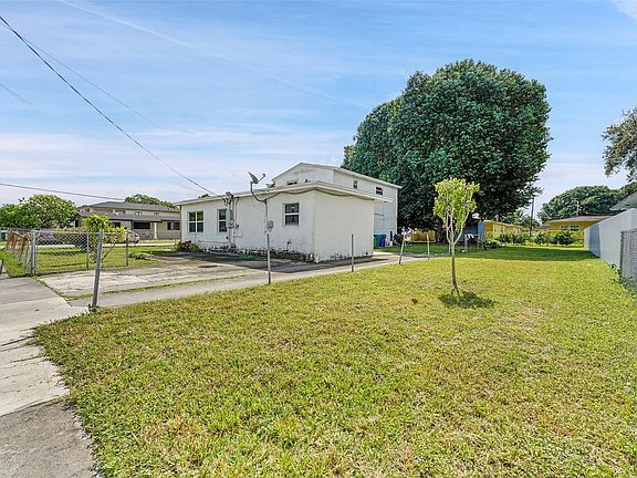 3rd image of 5840 NW 31st Avenue