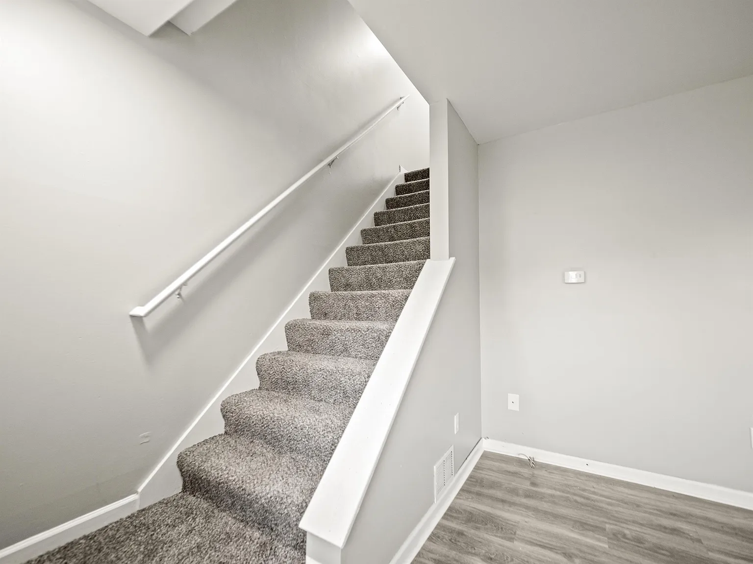 Truman Estates - 32966 — Photo 3