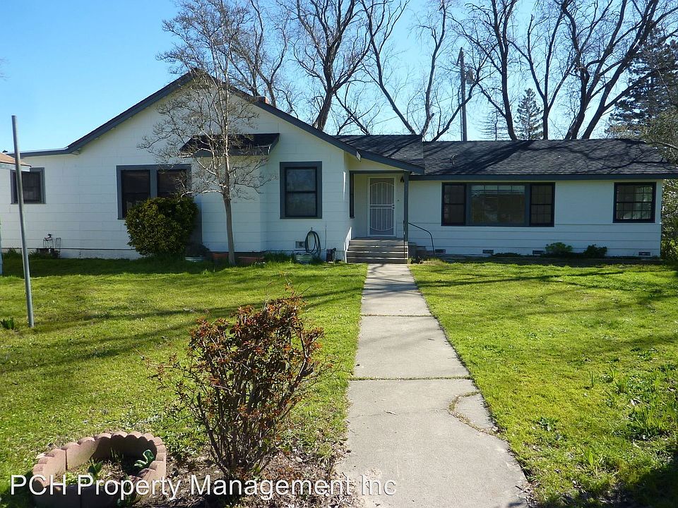 1st image of 8029 Twin Oaks Ave