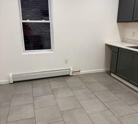 5th image of 892 Main Ave #2A