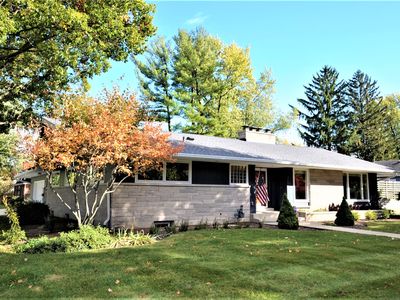 425 Maple Ln, Geneva, IL, 60134