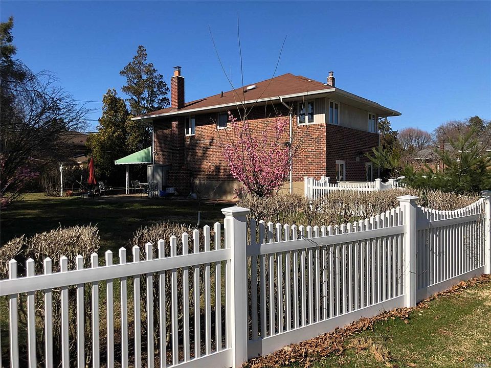 2nd image of 34 Canterbury Rd