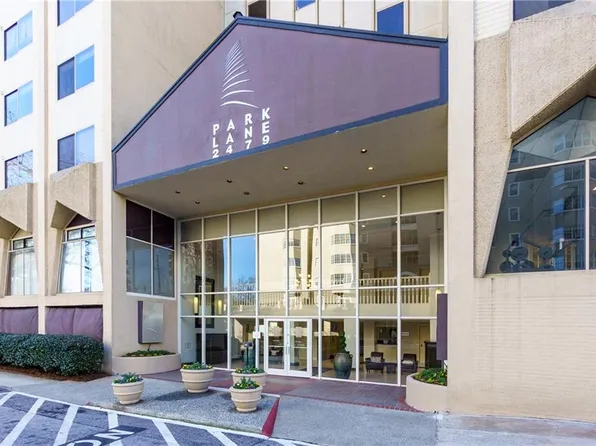 2479 Peachtree Rd NE APT 210, Atlanta, GA 30305
