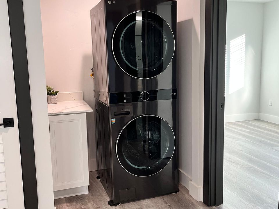 #1 Washer/Dryer