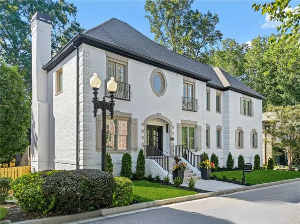 1240 Brookhaven Hideaway Ct, Atlanta, GA 30319
