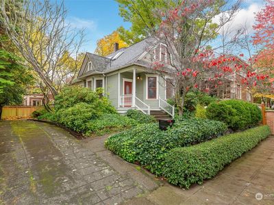 1125 Broadway E, Seattle, WA, 98102