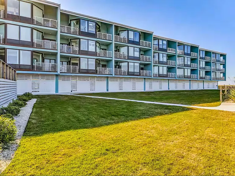 1390 Fort Pickens Rd #210 — Photo 30
