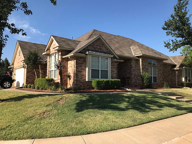 16721 Farmington Way — Photo 1