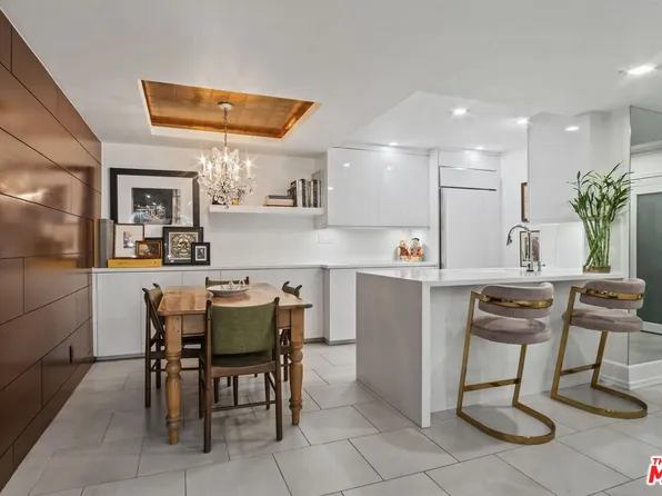 1230 Horn Ave APT 304, West Hollywood, CA 90069