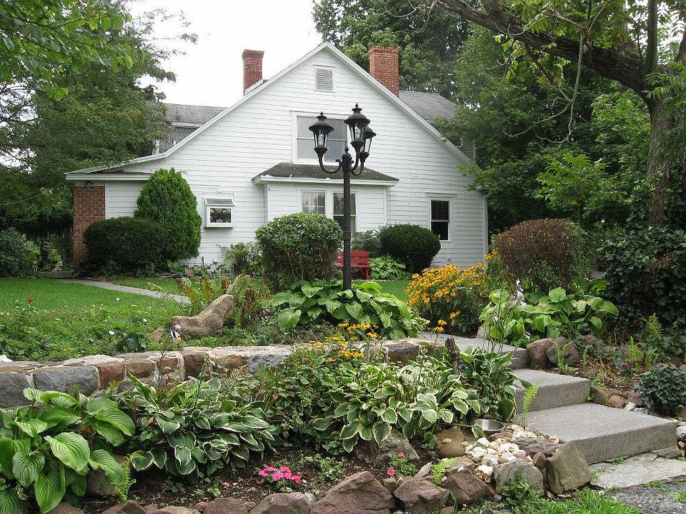 100 Stone Lane house side (1024x768)