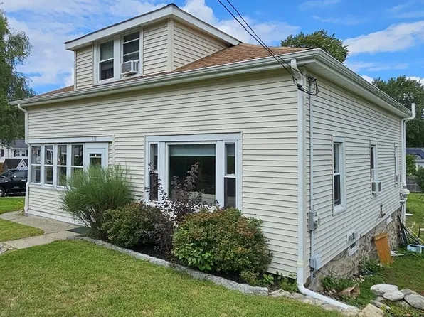 314 Sutton St, Northbridge, MA 01534