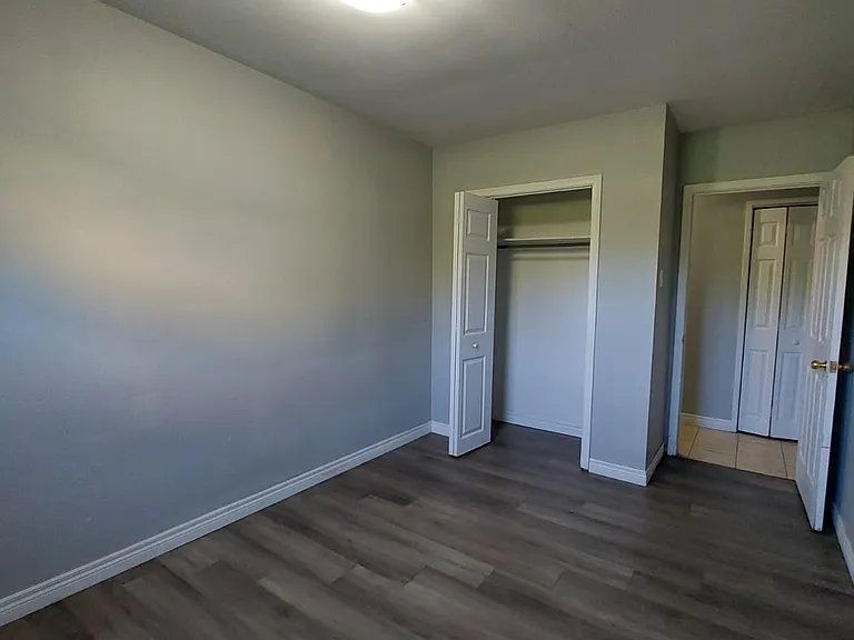 110 Breton Rd #5 — Photo 7