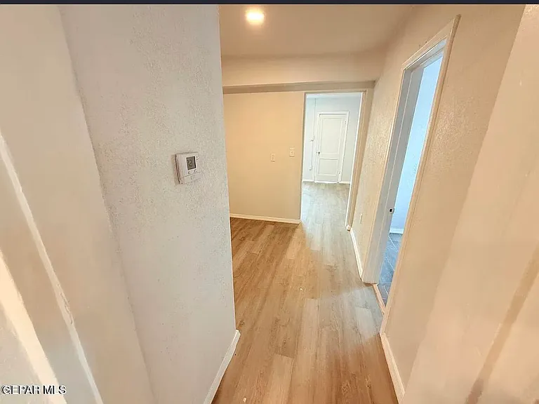 5658 Dailey Ave — Photo 9