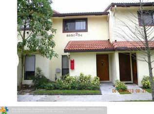 8952 W Sample Rd #8952, Pompano Beach, FL 33065