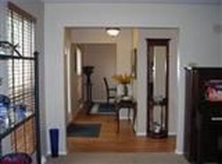 2116 Pardoroyal Dr, Saint Louis, MO 63131