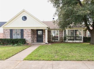 869 Chaparral Dr, Grand Prairie, TX 75052