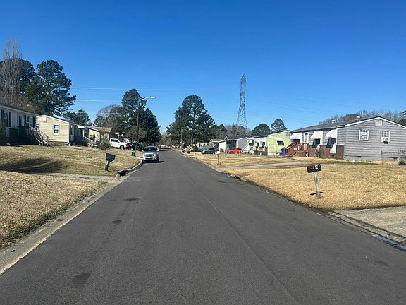 5th image of 714 Nixon Dr