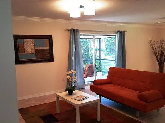 5th image of 3204 Elmer St