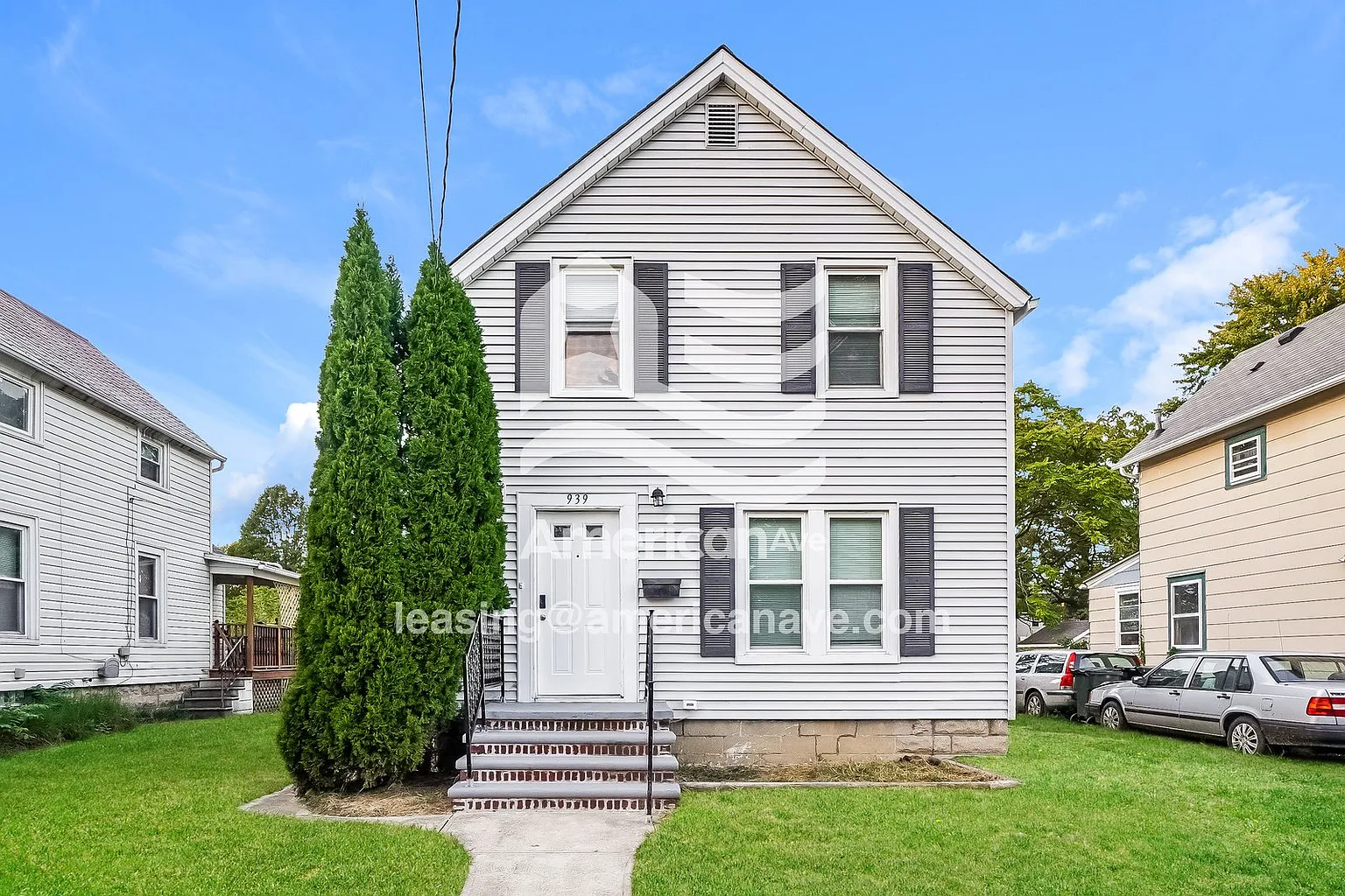 939 Walnut St photo 1
