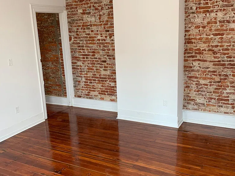 1026 N Randolph St #A — Photo 2