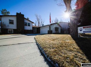 1321 Kelly Dr, Casper, WY 82609