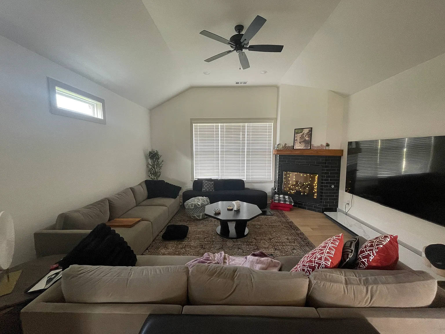 4507 SW Elderwood St — Photo 3