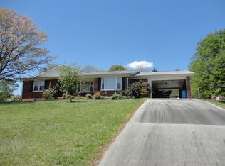2092 Sugar Hill Rd, Marion, NC 28752