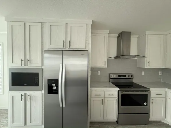 3515 Campari Drive Site #127, Ellenton, FL 34222