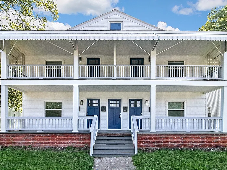 1st floor with porch