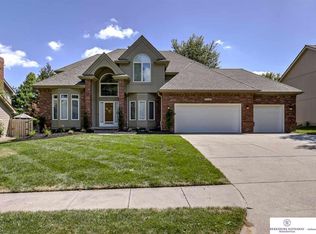 14163 Seward St, Omaha, NE 68154