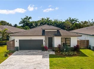 2992 SE 3rd St, Homestead, FL 33033