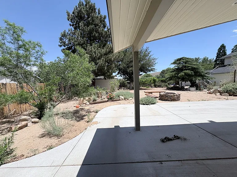 316 Altair Cir — Photo 32