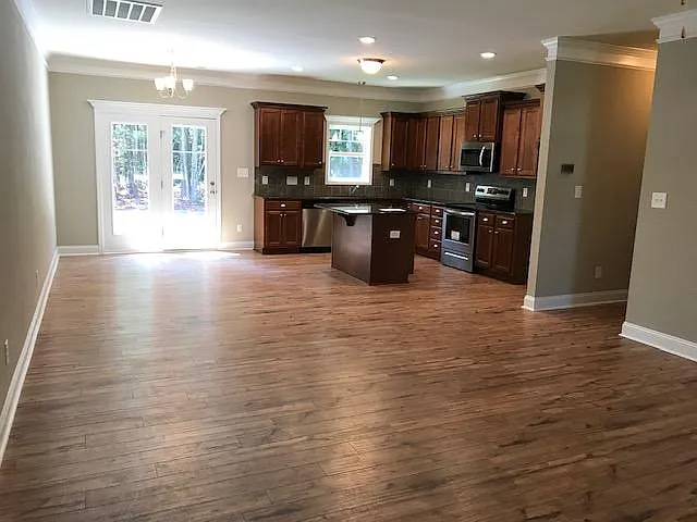 655 Bald Eagle Dr — Photo 3