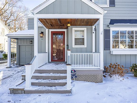 3rd image of 85 Stonybrook Dr