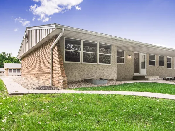 11235 12th Ave N APT 8, Plymouth, MN 55441