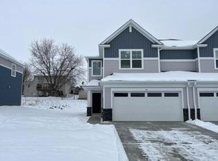 5419 Queens Dr NW, Rochester, MN 55901