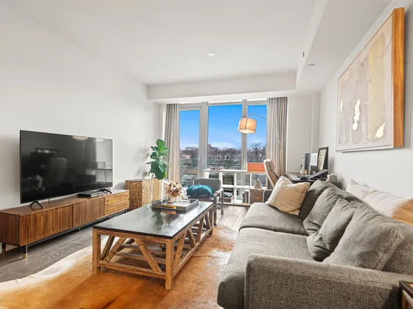 320 Adolphus Avenue 612 image 1 of 21