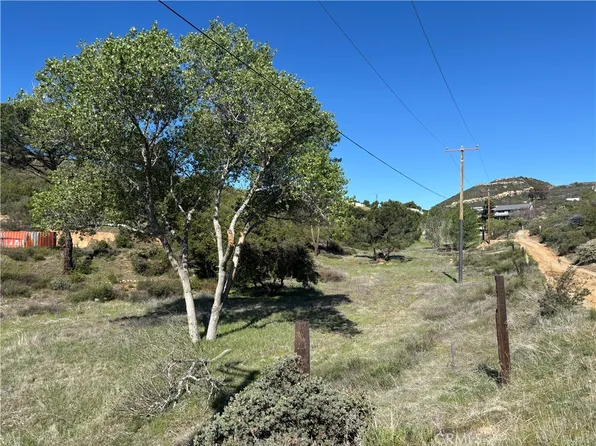 47385 Woodcliff Dr, Banning, CA 92220