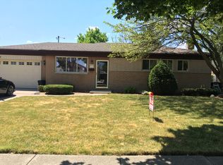 3848 Dawson Dr, Warren, MI 48092