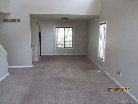 3rd image of 38335 Winkler St