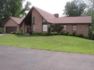 11 Wolfe Dr, Huntington, WV 25705