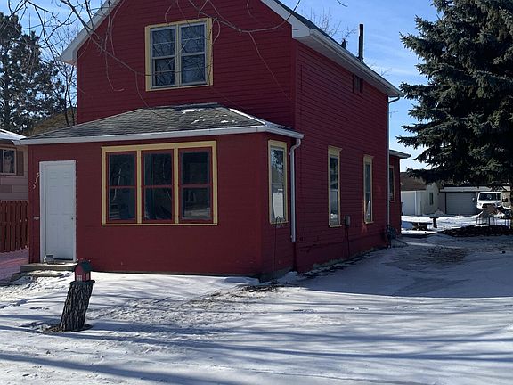 3rd image of 535 Cooper Ave